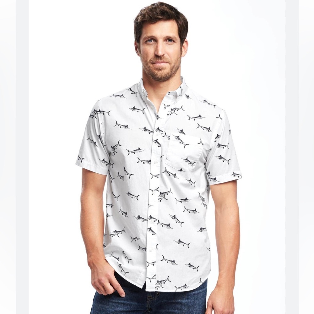 Old Navy Slim Fit Classic Shirt Swordfish All Over Print Shirt Med Butto…